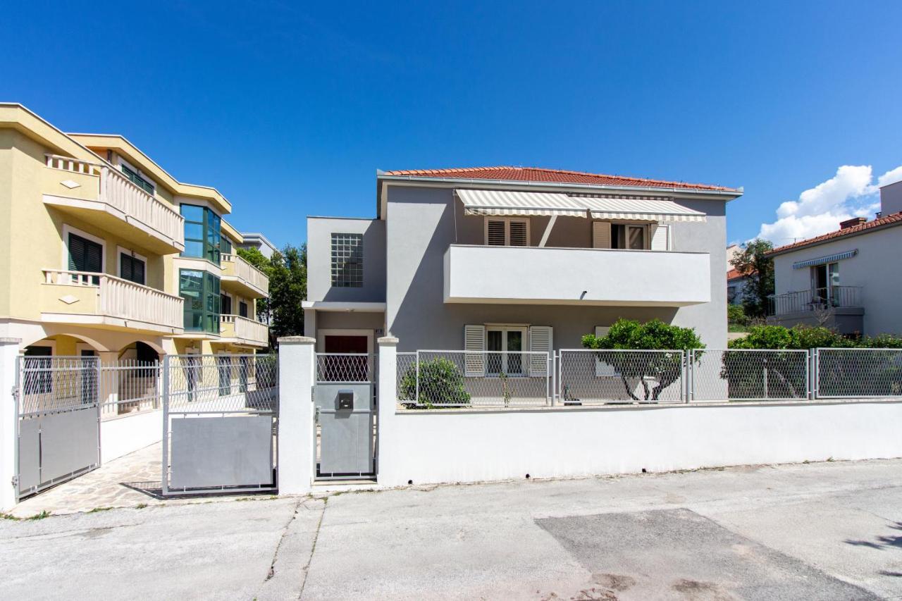 Apartment Fortunella Спліт Екстер'єр фото