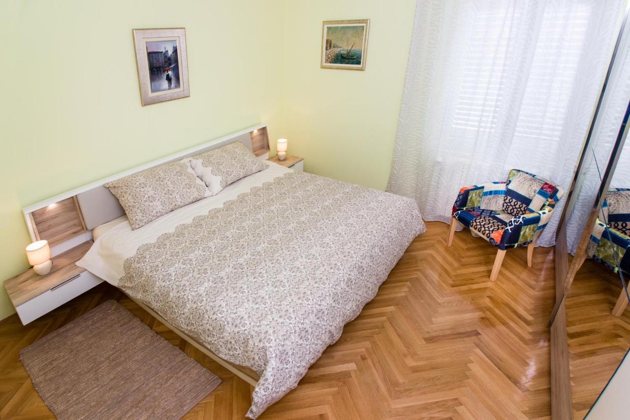 Apartment Fortunella Спліт Екстер'єр фото